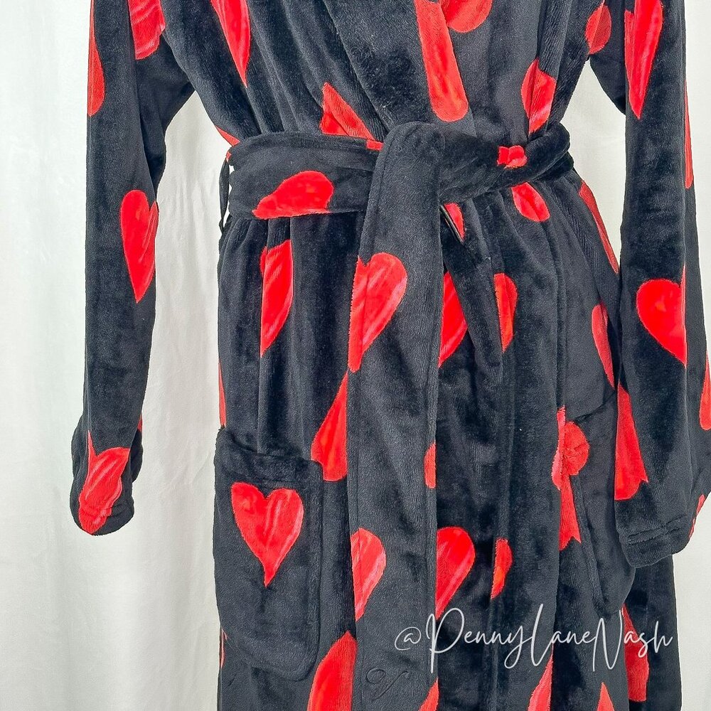 NWT Victoria's Secret Red & Black Hearts Cozy Short Robe - Picture 5 of 13
